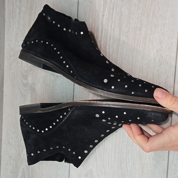 Free People Women Stud Black SuedeAnkle Boots Shoes Moto 38/7-7.5 - Picture 9 of 12